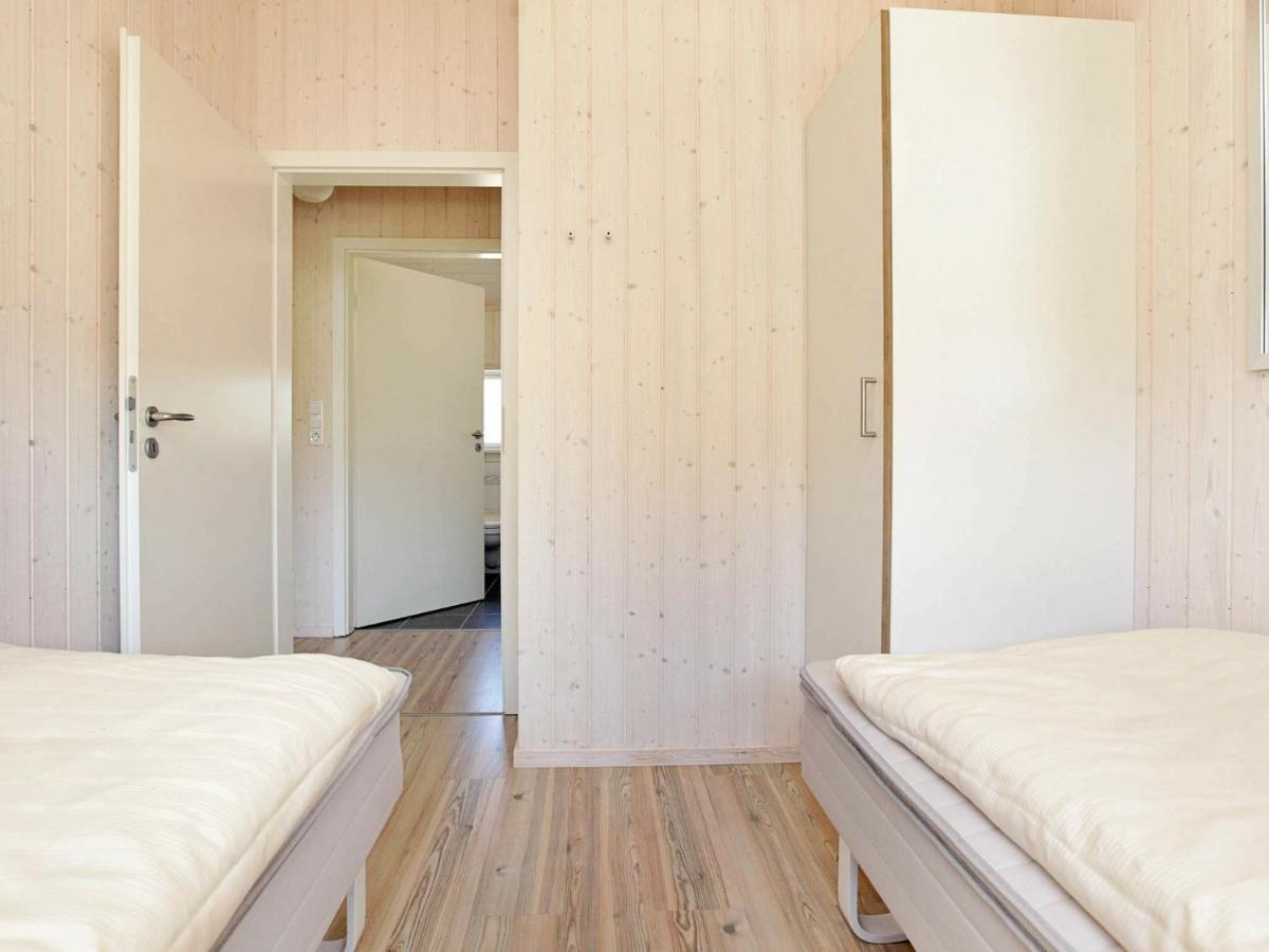 Four-Bedroom Holiday home in Großenbrode 1 Buitenkant foto